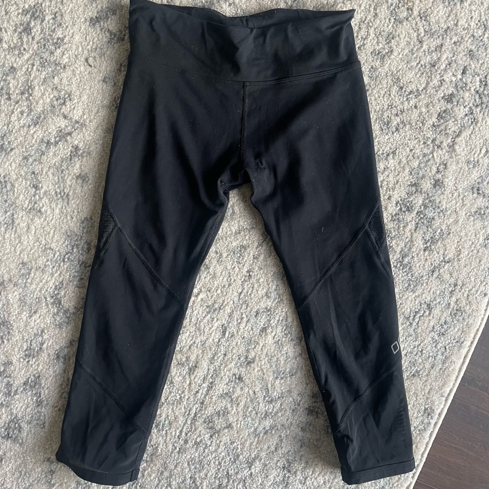Lorna Jane Cropped Leggings